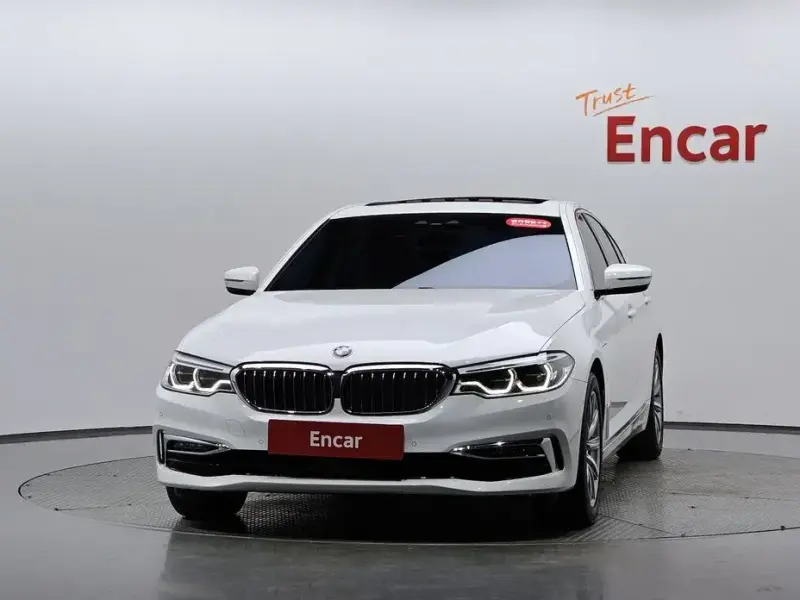 2020 BMW 5 серии с пробегом 56 733 км
