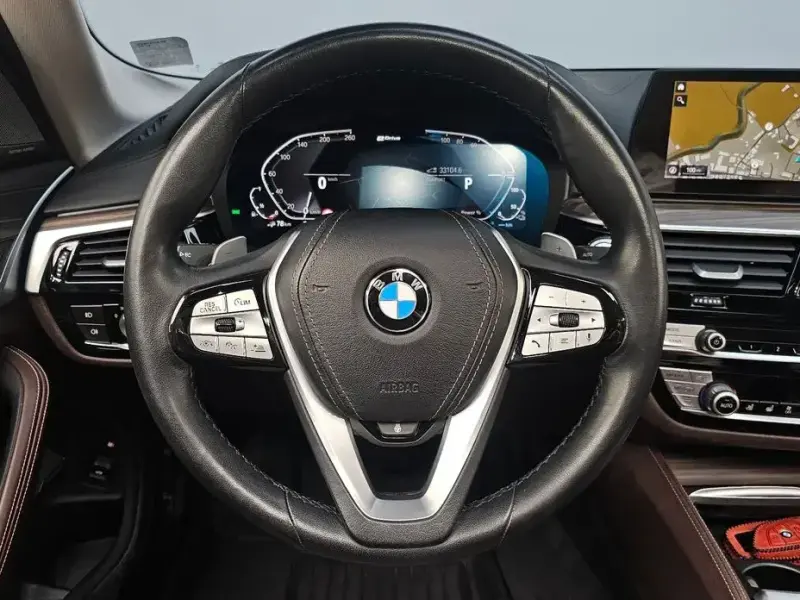 2020 BMW 5 серии с пробегом 56 733 км