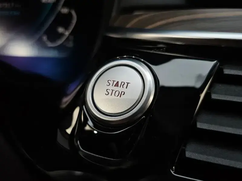 2020 BMW 5 серии с пробегом 56 733 км