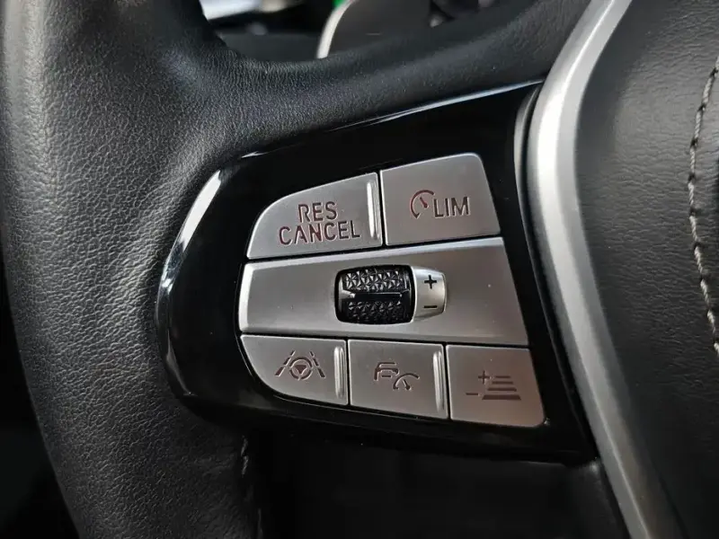 2020 BMW 5 серии с пробегом 56 733 км