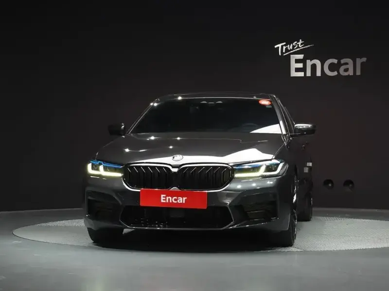 2020 BMW 5 серии с пробегом 102 111 км