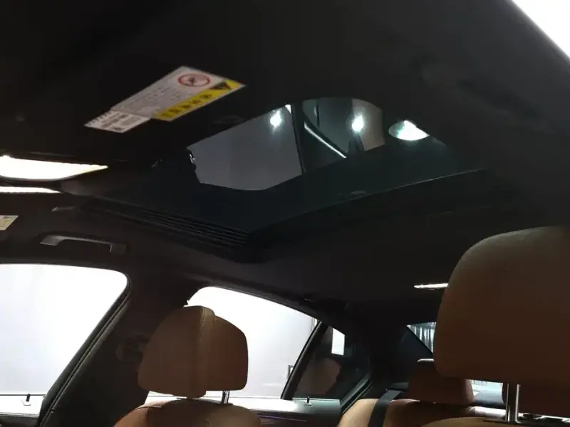 2020 BMW 5 серии с пробегом 102 111 км