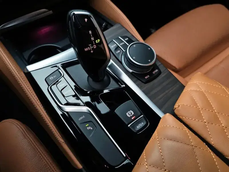 2020 BMW 5 серии с пробегом 79 146 км