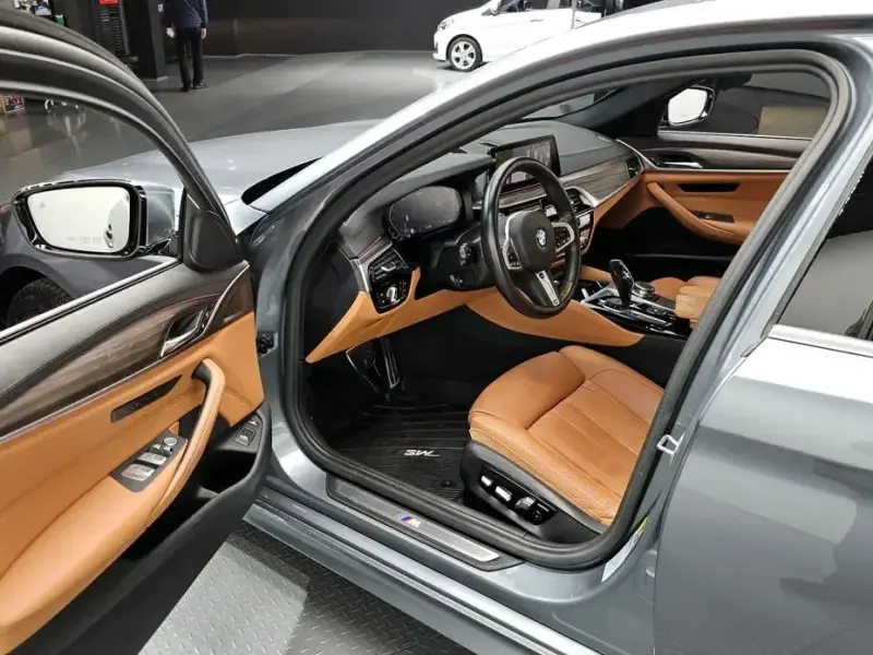 2020 BMW 5 серии с пробегом 79 146 км