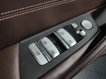 2020 BMW 5 серии с пробегом 95 006 км