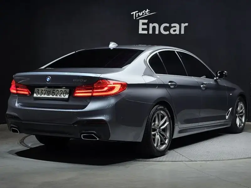 2019 BMW 5 серии с пробегом 99 335 км