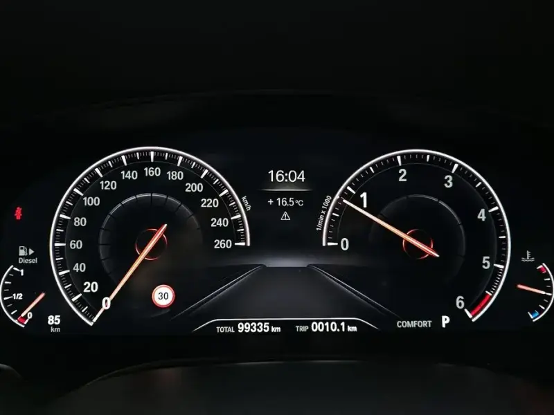 2019 BMW 5 серии с пробегом 99 335 км
