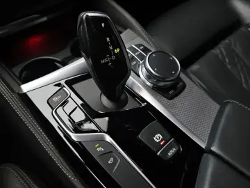 2019 BMW 5 серии с пробегом 99 335 км