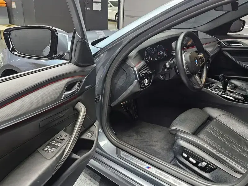 2019 BMW 5 серии с пробегом 99 335 км