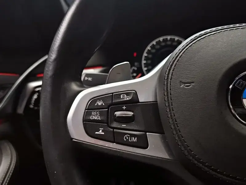 2019 BMW 5 серии с пробегом 99 335 км