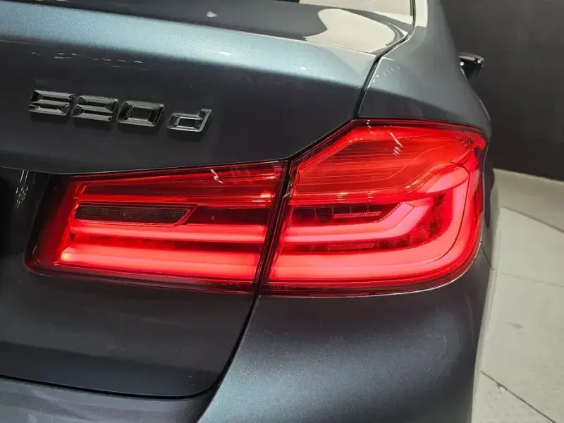 2019 BMW 5 серии с пробегом 99 335 км