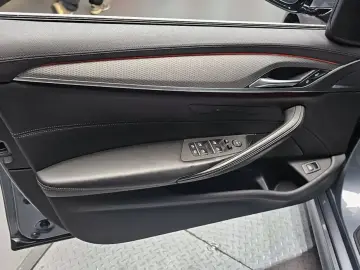 2019 BMW 5 серии с пробегом 99 335 км