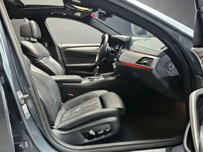2019 BMW 5 серии с пробегом 99 335 км