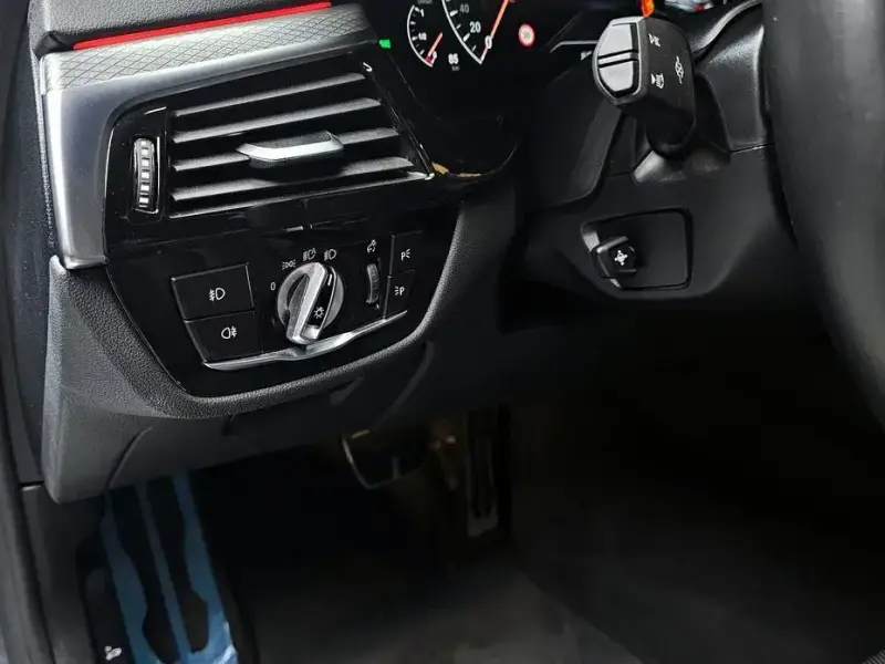 2019 BMW 5 серии с пробегом 99 335 км