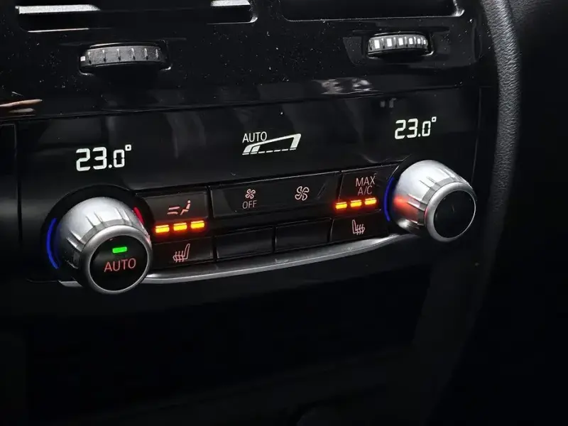 2019 BMW 5 серии с пробегом 99 335 км