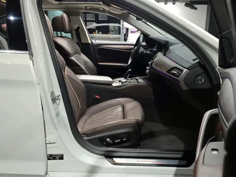 2018 BMW 5 серии с пробегом 131 644 км