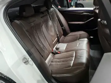 2018 BMW 5 серии с пробегом 131 644 км