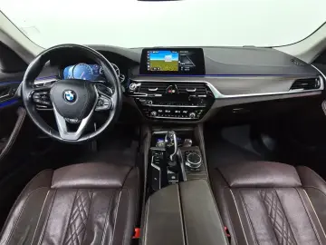 2018 BMW 5 серии с пробегом 98 335 км