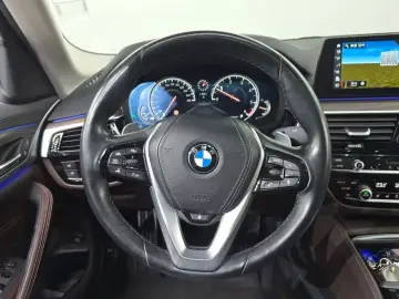 2018 BMW 5 серии с пробегом 98 335 км