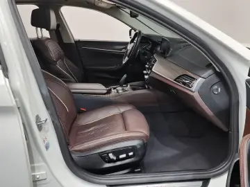 2020 BMW 5 серии с пробегом 116 016 км