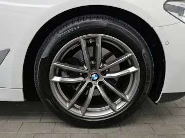 2018 BMW 5 серии с пробегом 140 699 км