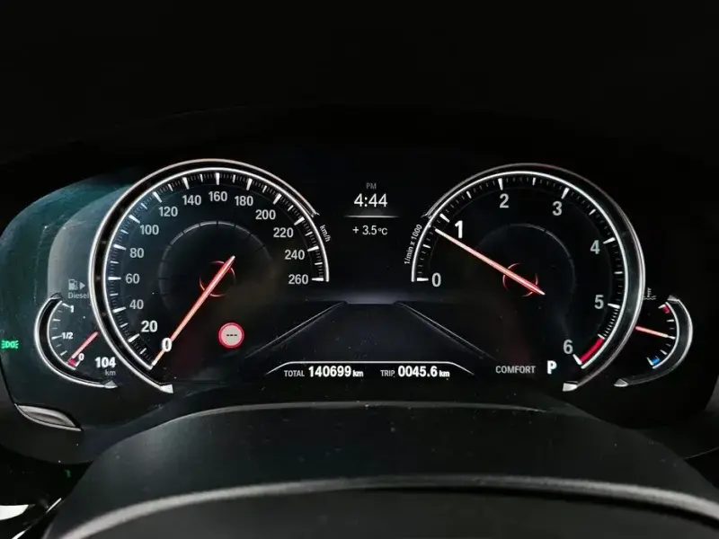 2018 BMW 5 серии с пробегом 140 699 км