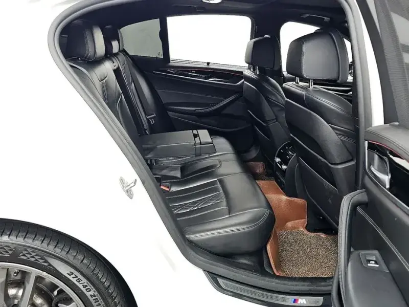 2018 BMW 5 серии с пробегом 140 699 км