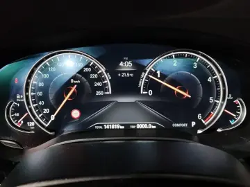 2018 BMW 5 серии с пробегом 141 819 км