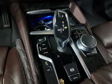 2018 BMW 5 серии с пробегом 141 819 км