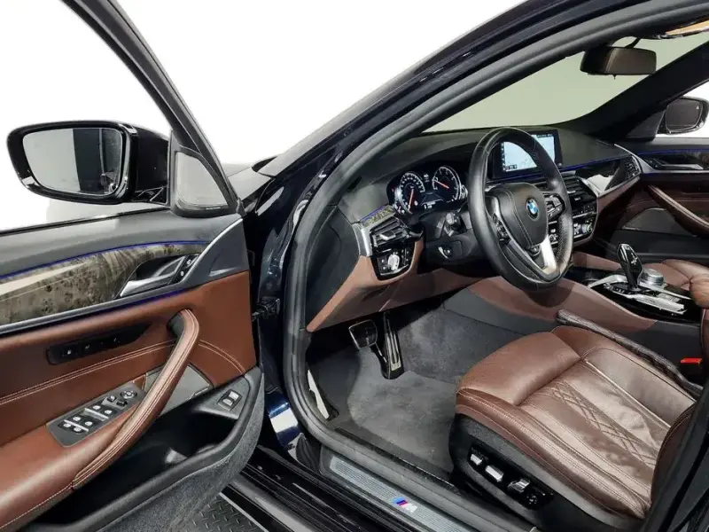 2018 BMW 5 серии с пробегом 141 819 км