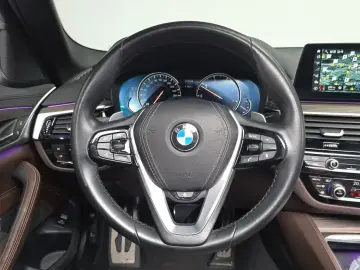 2018 BMW 5 серии с пробегом 68 937 км