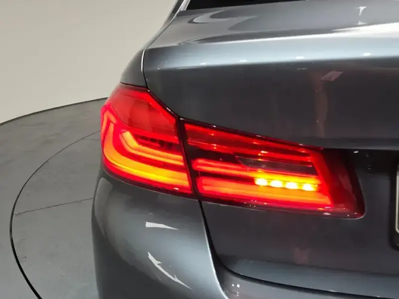 2018 BMW 5 серии с пробегом 68 937 км