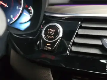 2018 BMW 5 серии с пробегом 68 937 км
