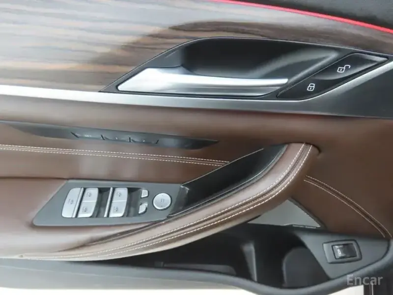 2020 BMW 5 серии с пробегом 80 000 км