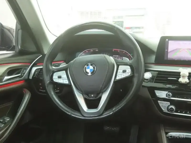 2020 BMW 5 серии с пробегом 80 000 км
