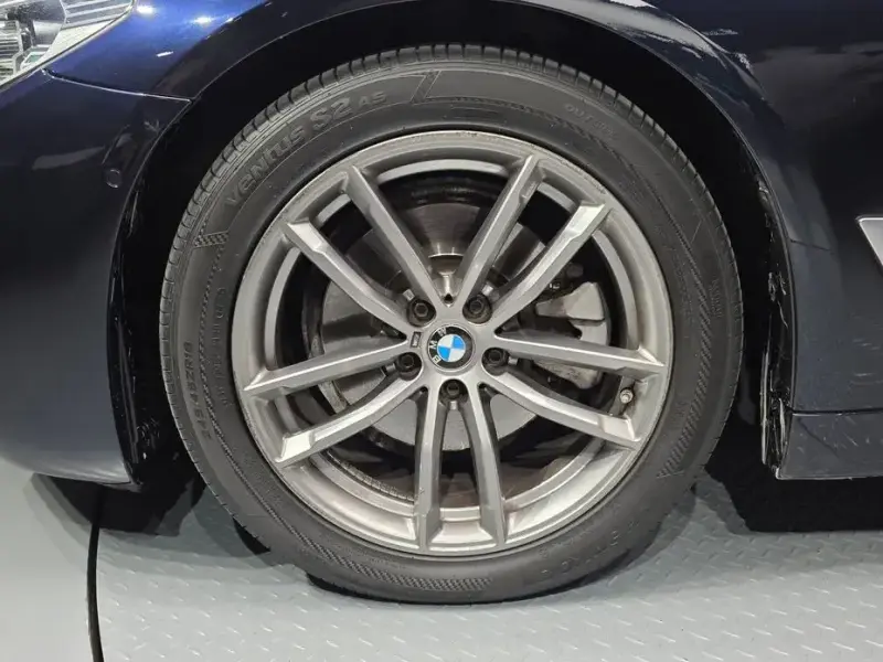 2019 BMW 5 серии с пробегом 118 117 км