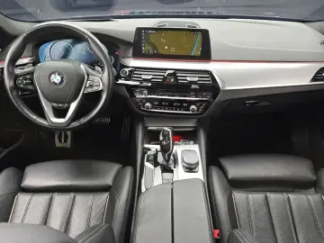 2018 BMW 5 серии с пробегом 108 511 км
