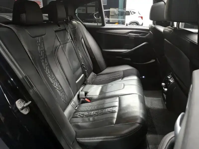 2019 BMW 5 серии с пробегом 118 117 км