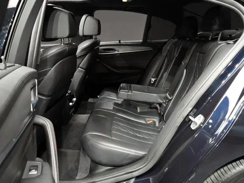 2019 BMW 5 серии с пробегом 118 117 км
