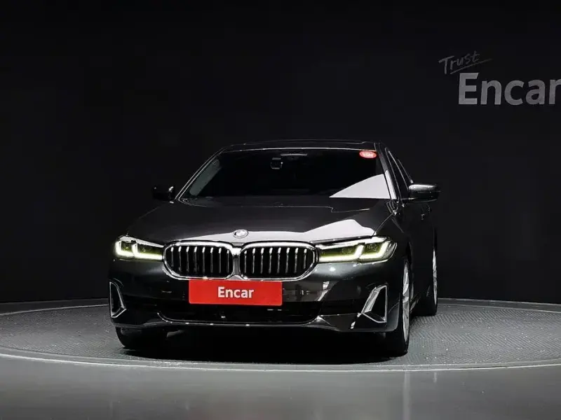 2020 BMW 5 серии с пробегом 76 862 км