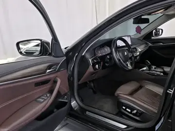 2020 BMW 5 серии с пробегом 76 862 км