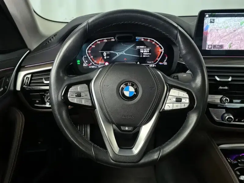 2020 BMW 5 серии с пробегом 76 862 км