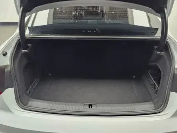 2022 Audi A4 с пробегом 40 780 км