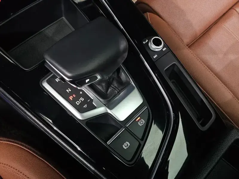 2022 Audi A4 с пробегом 34 944 км