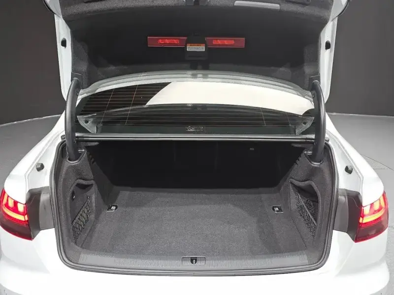 2022 Audi A4 с пробегом 34 944 км