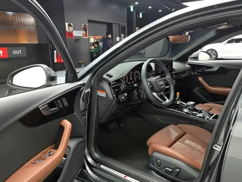 2021 Audi A4 с пробегом 38 803 км