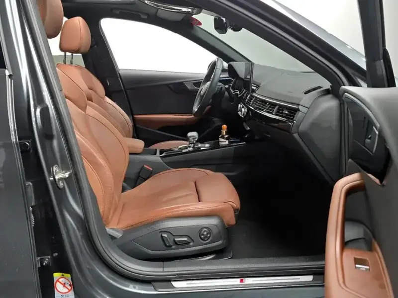 2021 Audi A4 с пробегом 38 803 км