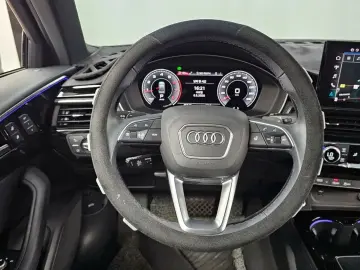 2021 Audi A4 с пробегом 45 646 км