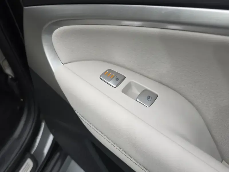 2022 Genesis G70 с пробегом 18 750 км