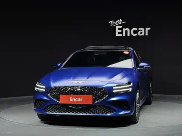 2025 Genesis G70 с пробегом 14 910 км